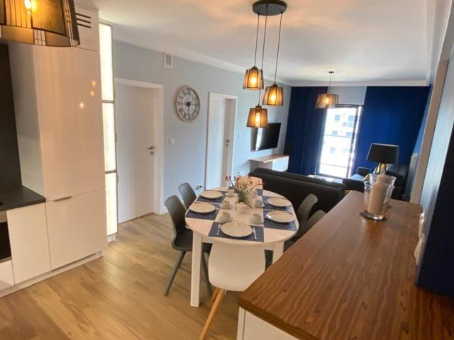 Apartament Szafirowy Gardenia Dziwnow Z Widokiem Na Morze Exteriör bild